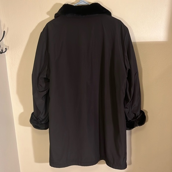 Calvin Klein cozy reversible faux fur winter coat women’s size large - Picture 10 of 11